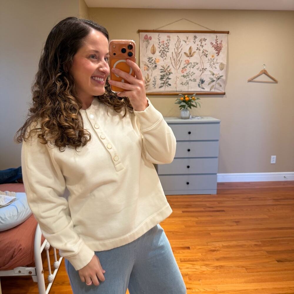 Ann Taylor Weekend Cream Henley Sweatshirt Large